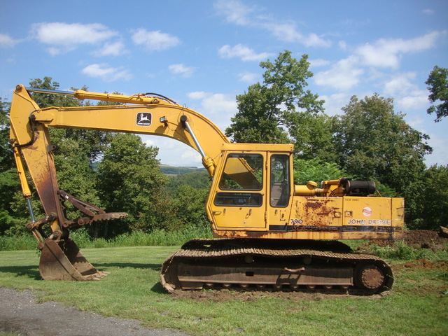John Deere 790